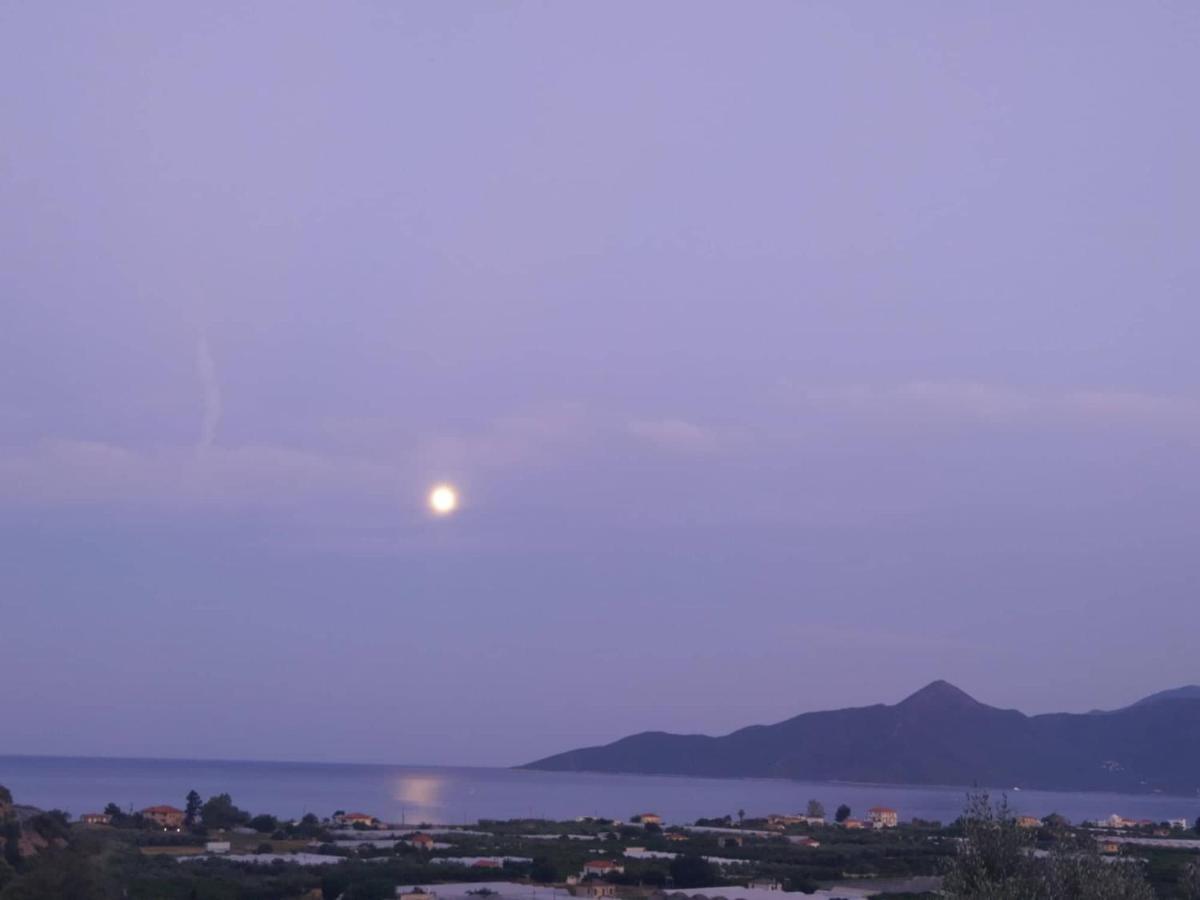 West Red Rock And View Maisonette Apartment
